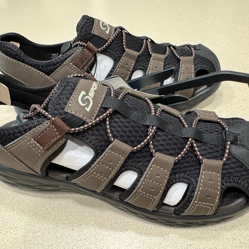 Sport by Skechers Brown & black slip on toe enclosed size 8 Sandals